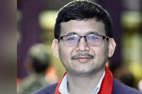 नेकपाले सल्यानबाट रमेश मल्ललाई उम्मेदवार बनायो